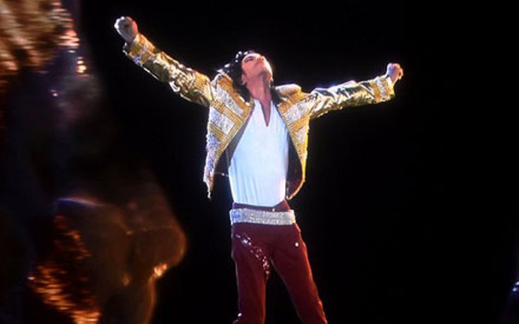 Michael Jackson ‘sống lại’ trên sân khấu Billboard Music Awards 2014