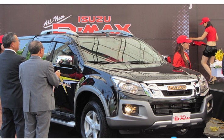 Khám phá Isuzu D-max 2013