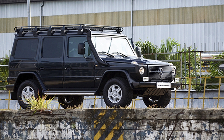 ‘Gã cơ bắp’ Mercedes-Benz G 300 CDI Professional về Việt Nam