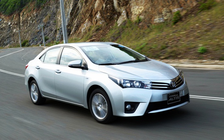 Về phố biển trải nghiệm Corolla Altis 2014