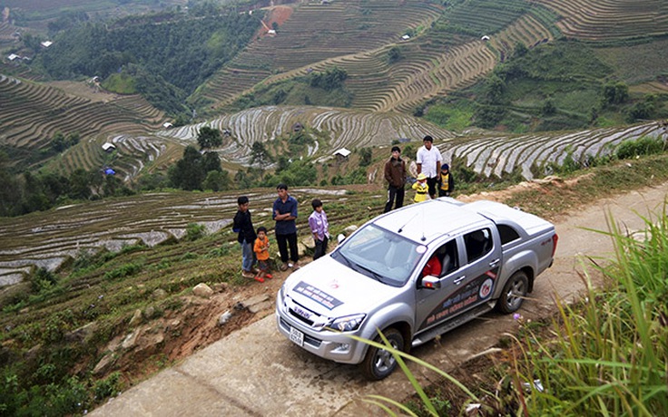 Hành trình caravan D-Max: Vượt đèo lên rẻo cao Tây Bắc