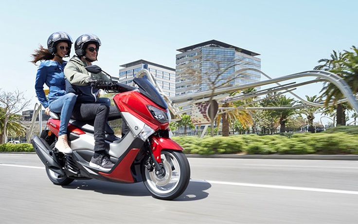 Yamaha Nmax, đối thủ Honda PCX đẹp ‘rộn ràng’ bên trời Âu