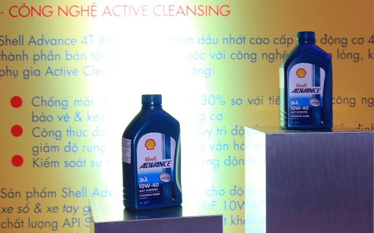 Shell giới thiệu dầu nhớt làm sạch chủ động cho xe máy