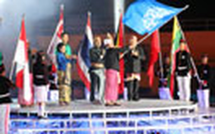 Bế mạc SEA Games 26: Chia tay Palembang, hẹn gặp tại Naypyidaw