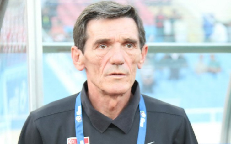 HLV Avramovic chia tay Singapore sau AFF Cup 2012?