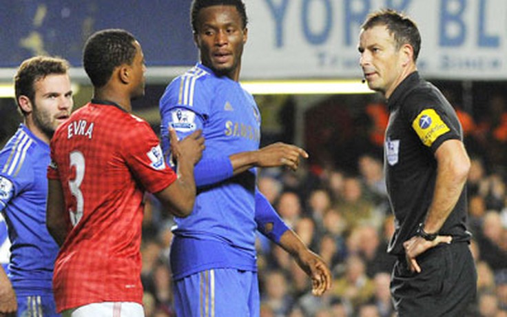 FA treo còi trọng tài Clattenburg