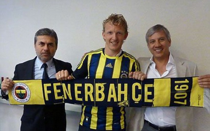 Dirk Kuyt rời Liverpool, gia nhập Fenerbahce