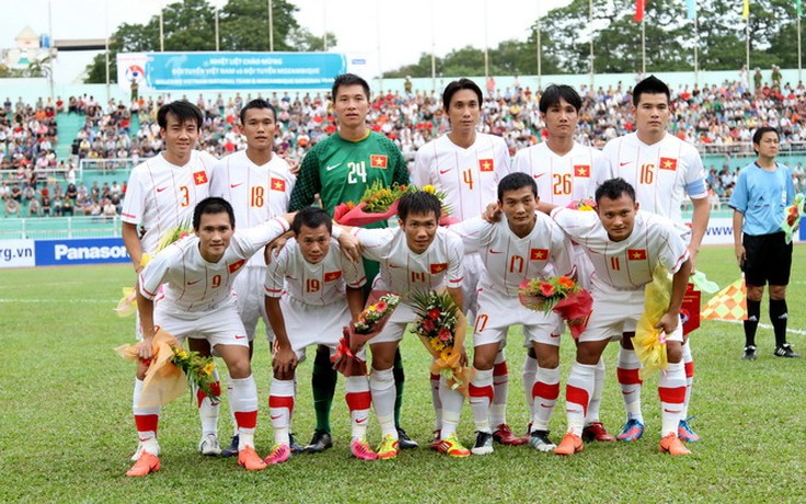 AFF 2012: Tuyển VN sẽ gặp khó khăn nhưng vào bán kết