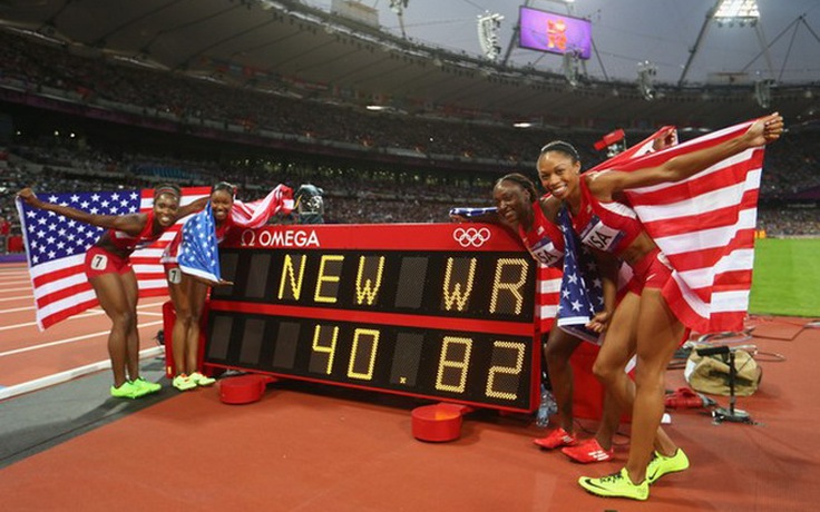 Tuyển Mỹ phá kỷ lục thế giới ở nội dung 4x100m tiếp sức nữ