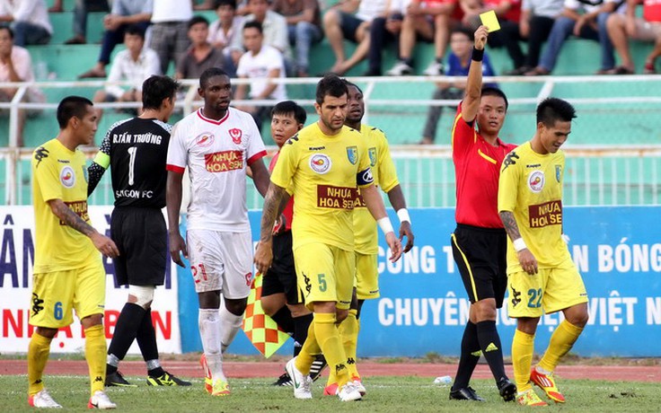 Cầu thủ Hà Nội T&T bị phạt nặng ở cúp Quốc gia