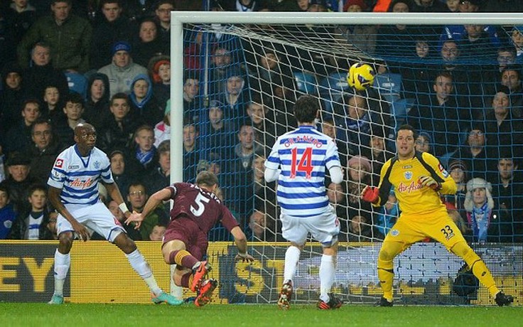 Man City "mất thắng" ở Loftus Road