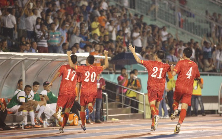 Tuyển Việt Nam đánh bại đội 7 lần vô địch Qatar 2-0