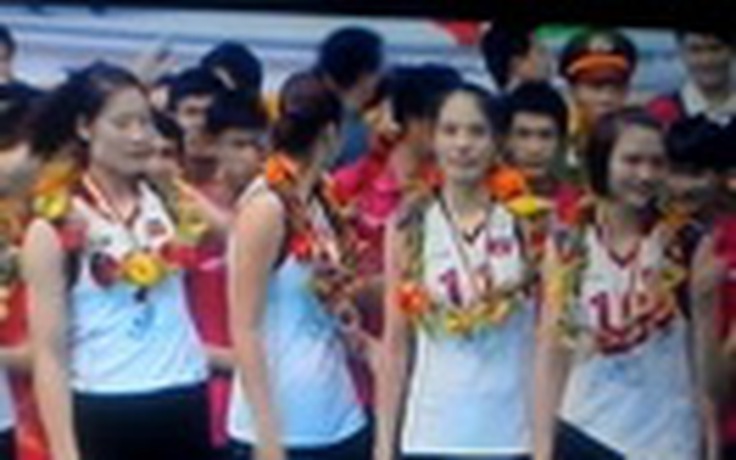 Tuyển bóng chuyền nữ VN về nhì VTV Cup 2013