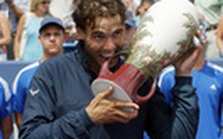 Nadal và Azarenka cùng lần đầu lên ngôi ở Cincinnati