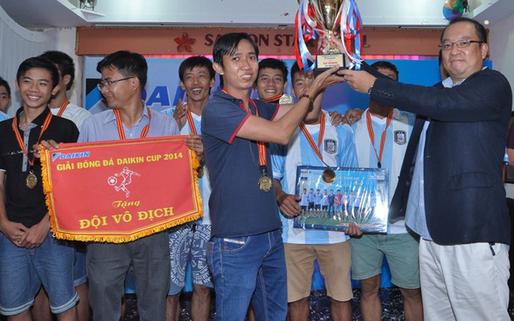 Đội bóng Lâm Quang Đại vô địch Daikin Cup 2014