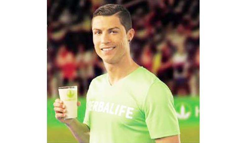 Ronaldo: Đỉnh cao vinh quang và nỗ lực phi thường