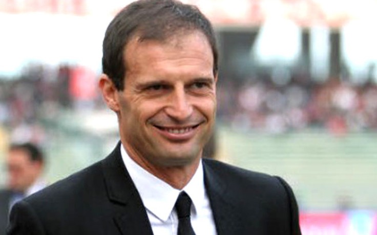 HLV Allegri nhận giải thưởng Bearzot