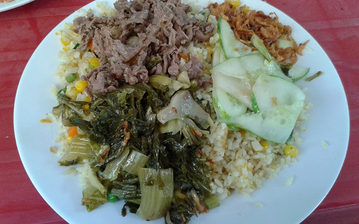 Cơm rang dưa bò ngõ Tràng Tiền