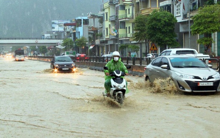 Vì sao thành phố mỏ Cẩm Phả cứ mưa là ngập?