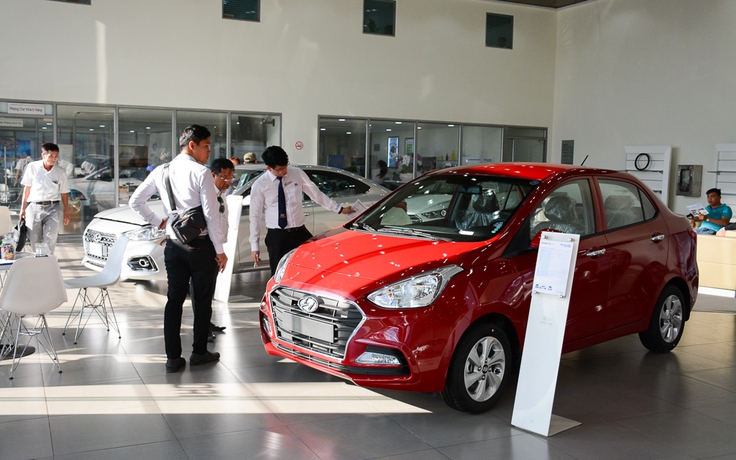 Ô tô Hyundai giá rẻ nhất Việt Nam giảm giá, đấu VinFast Fadil