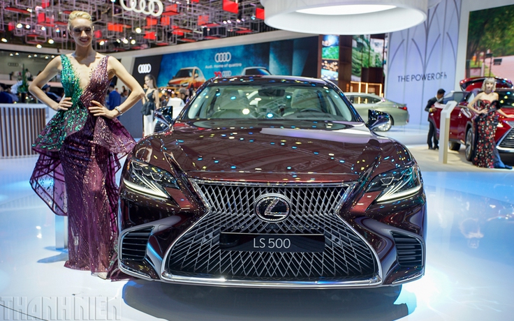 Triệu hồi xe sang Lexus LS500 tại Việt Nam để... thay lốp