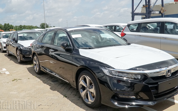 Honda Accord mới cập cảng, chờ ngày tung ra thị trường Việt