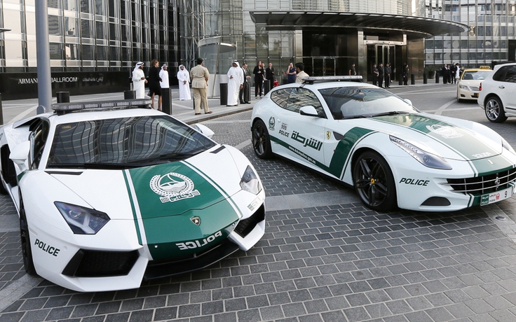 Những điều không phải ai cũng biết về dàn xe cảnh sát Dubai