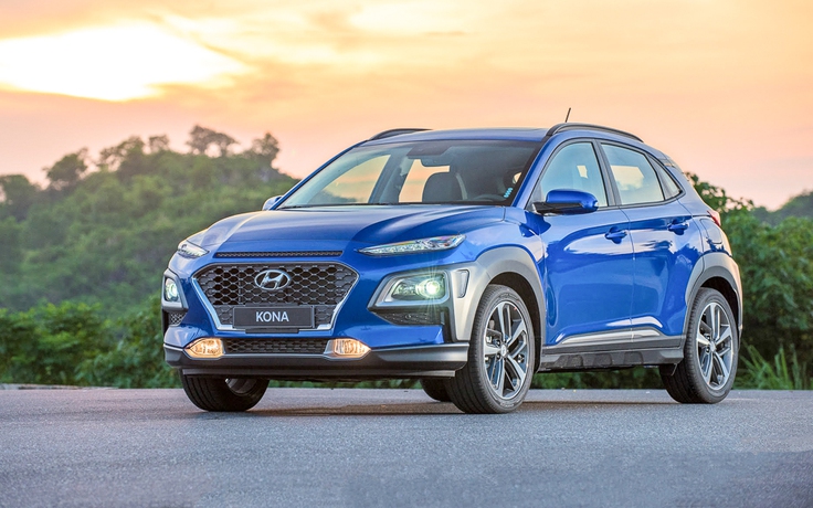 Doanh số sụt giảm, Hyundai KONA vẫn áp đảo Ford EcoSport