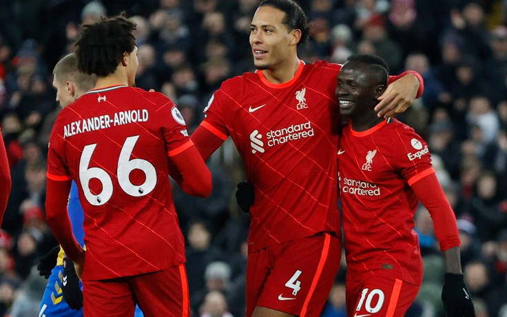 Kết quả Ngoại hạng Anh, Liverpool 4-0 Southampton: Thêm một chiến thắng 4 sao của 'The Reds'