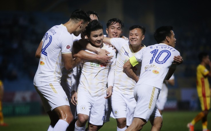 Kết quả Hà Nội FC 1-0 Thanh Hóa, V-League 2022: Bàn thắng đẳng cấp của Quang Hải