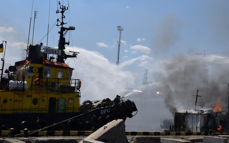 Chiến sự đến chiều 24.7: Nga thừa nhận tấn công cảng Odessa