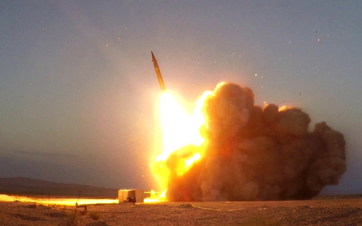 Báo Mỹ: Iran chuẩn bị gửi tên lửa đạn đạo, UAV cho Nga