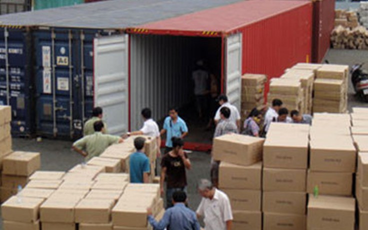Bắt vụ buôn lậu 407 loa thùng và amply dưới hình thức quá cảnh hàng hóa