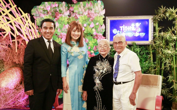 Quyền Linh, Ngọc Lan cảm động trước tình yêu của vợ chồng cụ ông 90 tuổi
