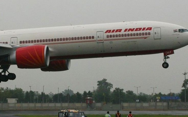 Phi công Air India nhanh trí cứu sống 370 người