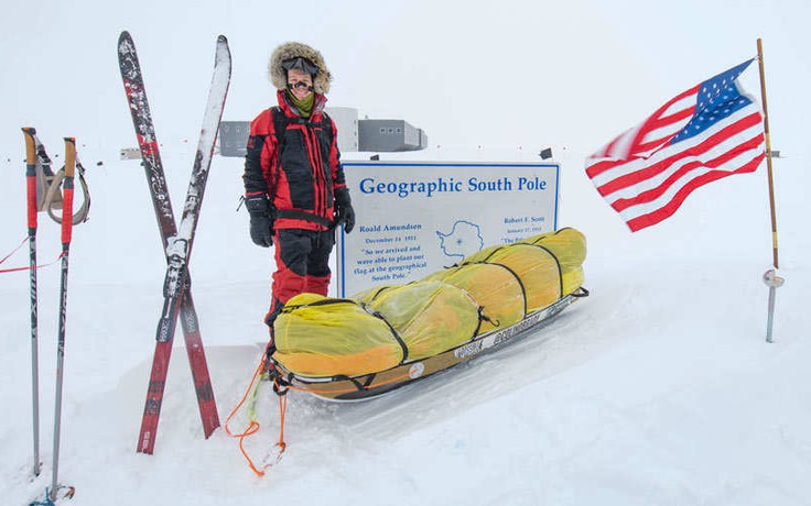 Nhà thám hiểm đầu tiên một mình xuyên Nam Cực