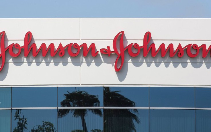 Bán thuốc làm đàn ông có ‘ngực khủng’, Johnson & Johnson phải bồi thường 8 tỉ USD
