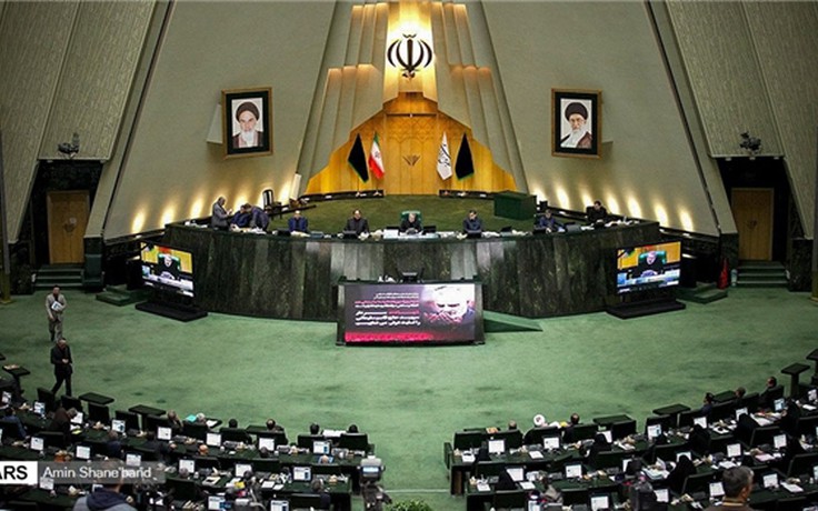 Iran thông qua luật xem Lầu Năm Góc là tổ chức khủng bố