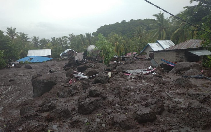 Lũ quét, lở đất ở Indonesia, 44 người thiệt mạng