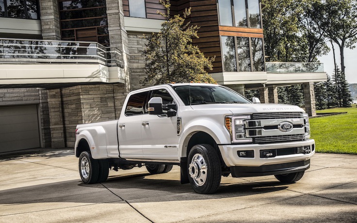 Ford F-450 phiên bản Limited có giá trên 100.000 USD