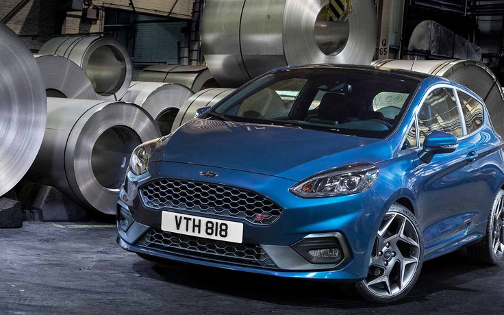 Ford tiết lộ Fiesta ST 2018 sức mạnh 197 mã lực