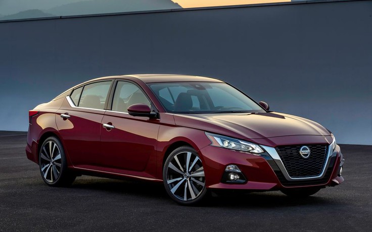 Nissan Altima 2019 lột xác mạnh mẽ, cạnh tranh Toyota Camry