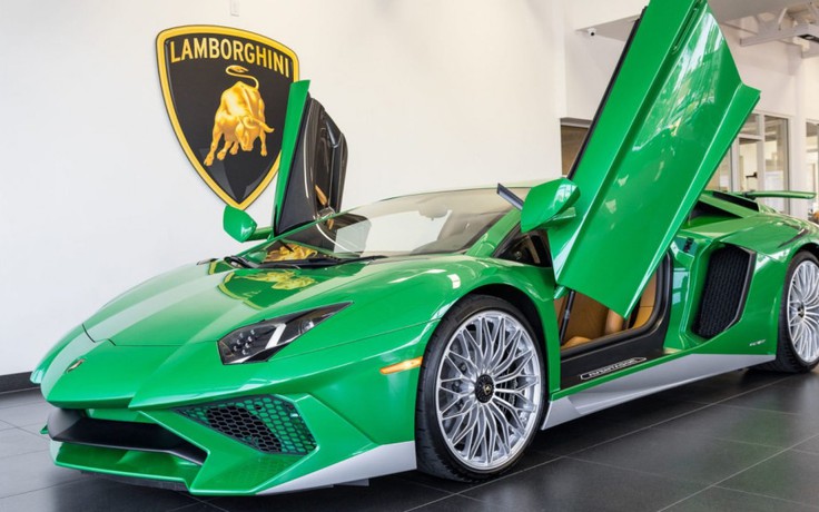 Lamborghini Aventador SV phiên bản màu sơn độc đáo có gì đặc biệt?