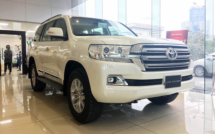 Toyota Land Cruiser 2019 chính hãng về Việt Nam đón Tết