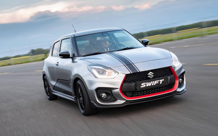 Suzuki làm mới Swift Sport phiên bản Katana giới hạn 30 chiếc