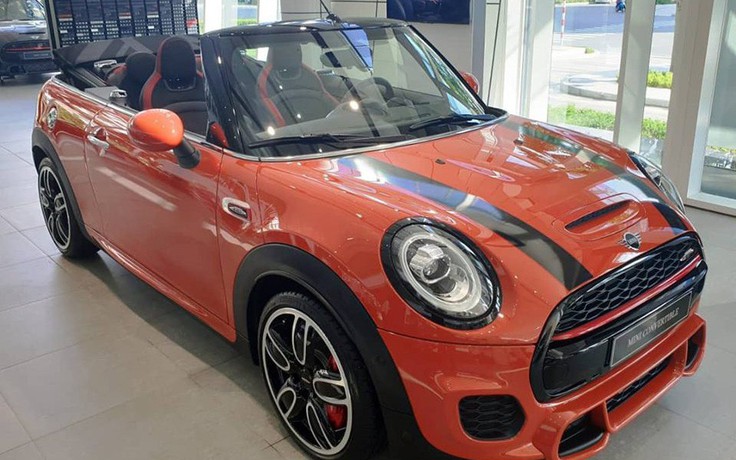 Xe 'dân chơi' MINI John Cooper Works mui trần 2019 đầu tiên về Việt Nam