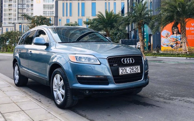 Xe sang Audi Q7 12 năm tuổi giá rẻ hơn Toyota Innova