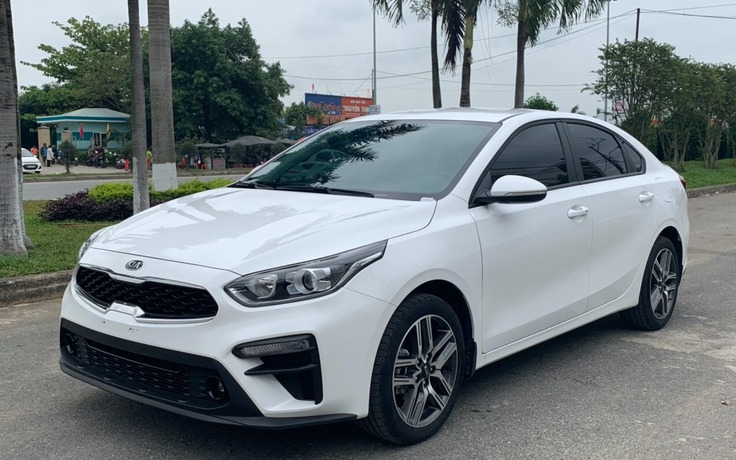 Kia Cerato 2020 bản số sàn tại Việt Nam trang bị những gì?