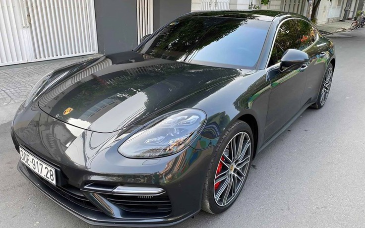 Porsche Panamera Turbo xài 3 năm bán lỗ 6,5 tỉ đồng tại Việt Nam