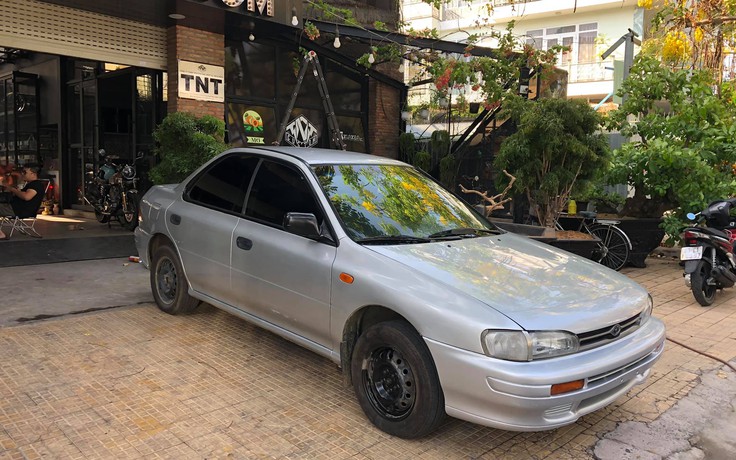 Subaru Impreza đời đầu rao giá 100 triệu tại Việt Nam